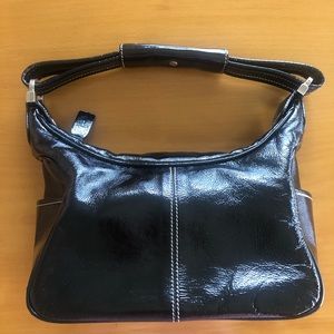 Tod’s patent leather hobo shoulder bag
